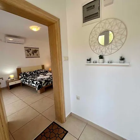 Apartment In 45738