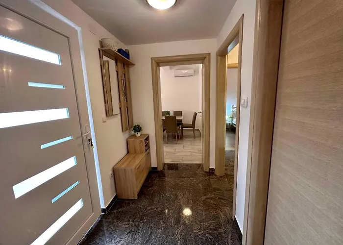 Apartman In 45738